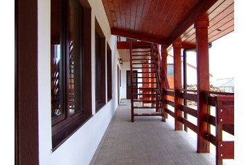 Romania Penzión Podul Olt, Eksteriør